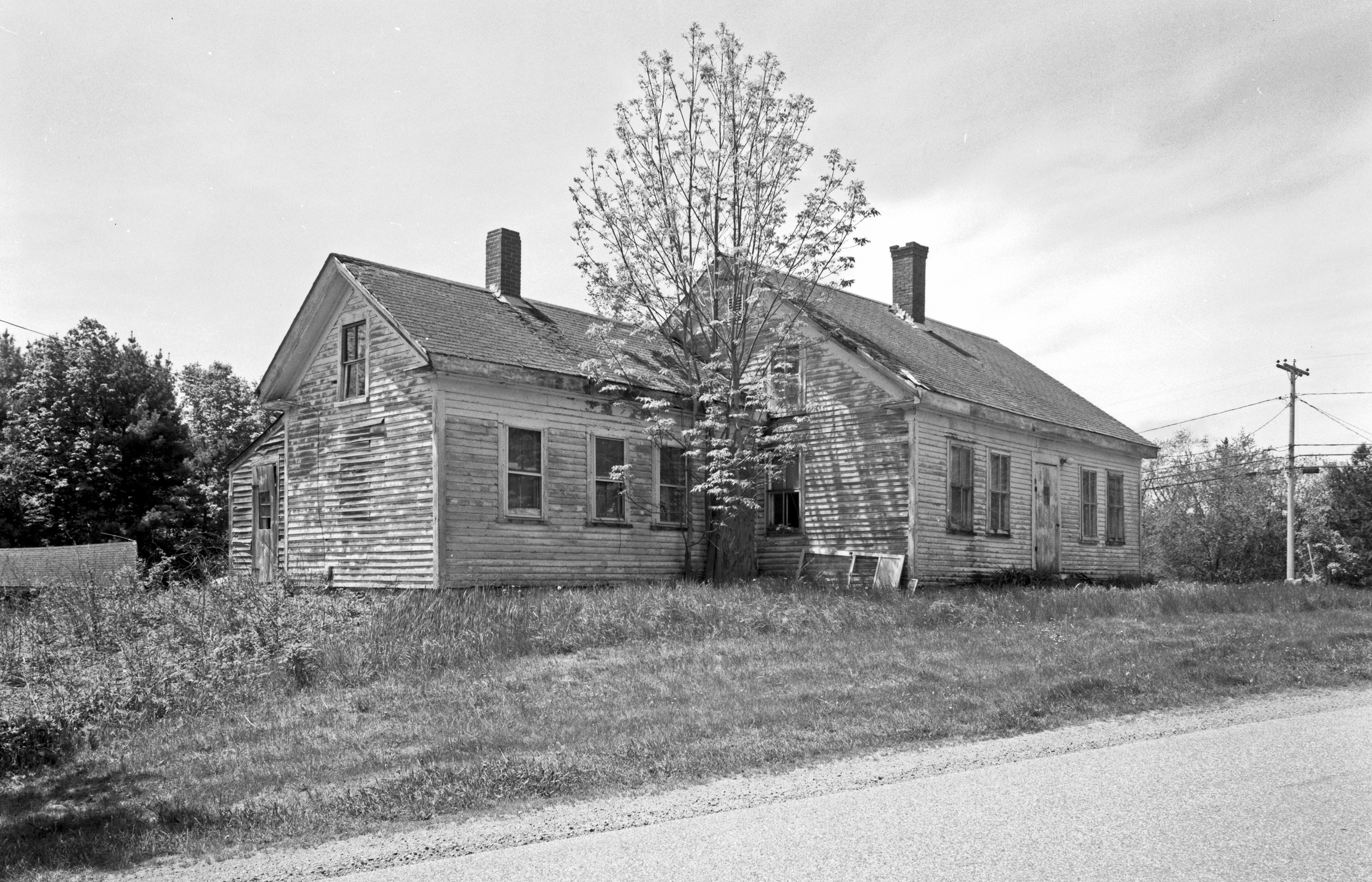 Along Rt 32, Round Pond, ME  -LF