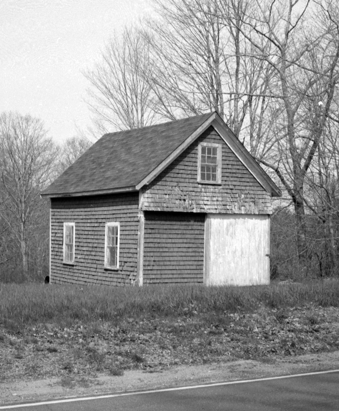 Waldaboro, ME Barn - 35mm